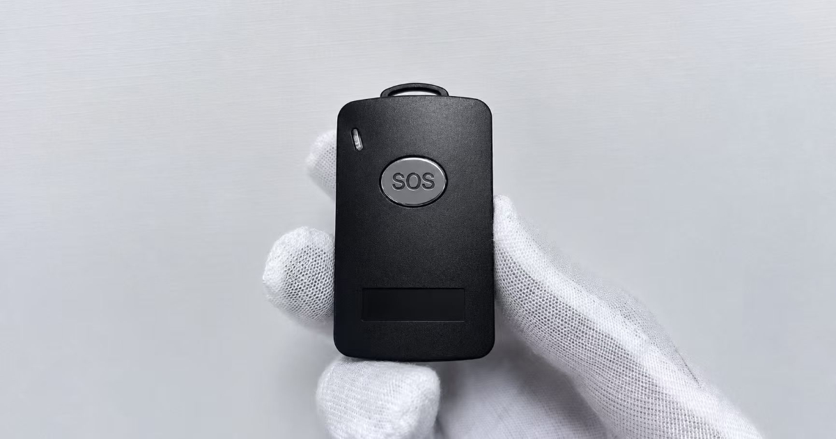 Personal Mobile Emergency Alert Pendant: Ultra-Lightweight Waterproof Injection Molding