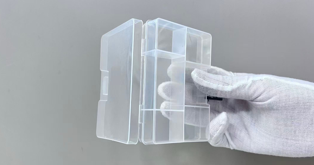 Living Hinge Design Guide — Geometry, Material Selection, and Fatigue Life for Injection Molded Hinges