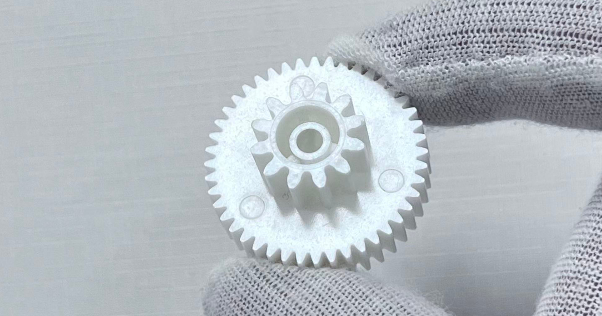 POM (Acetal/Delrin) Injection Molding Design Guide — Gears, Bearings, and Sliding Parts